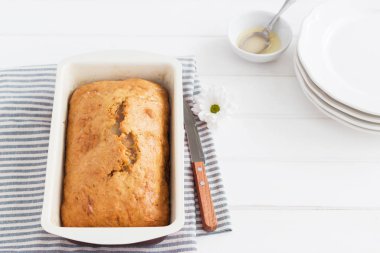 Limonlu kek çizgili peçete.