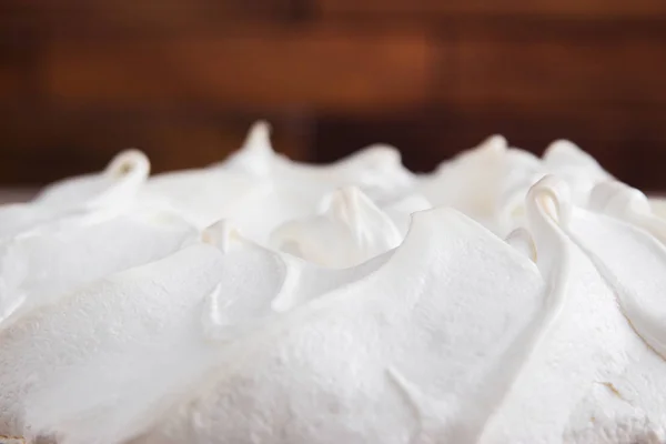 Snövita pavlova tårta. — Stockfoto