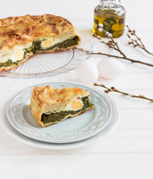 Pasqualina tart tipik İtalyan Paskalya.
