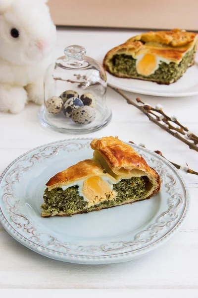 Pasqualina tart tipik İtalyan Paskalya.