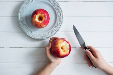 Apple doldurma kuru üzüm.