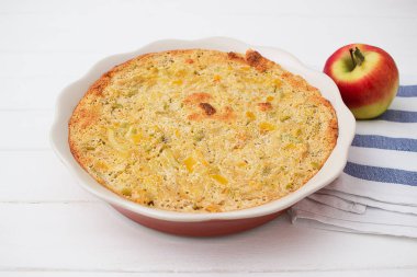 Pastel Balkabagi elma puding.