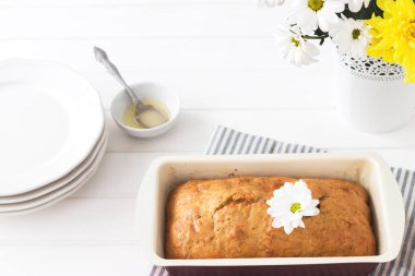 Limonlu kek çizgili peçete.