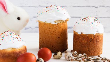 Rus geleneksel Paskalya ekmek.