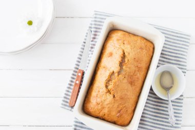 Limonlu kek çizgili peçete.