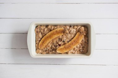 Ham pasta hamur metal tava.