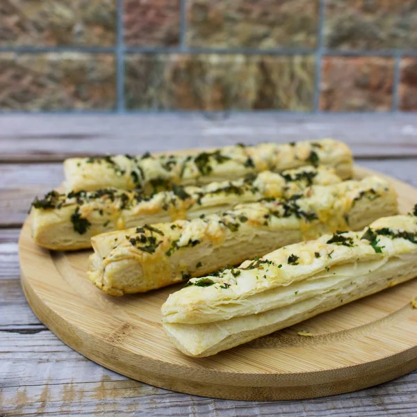 Raya de hojaldre de perejil de queso . — Foto de Stock