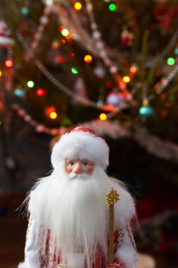 Noel ağacı süslenmiş oyuncaklar seçici odaklanma.