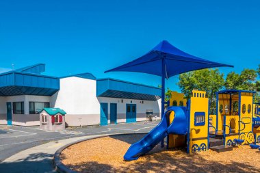 Kaliforniya 'daki okul, ABD