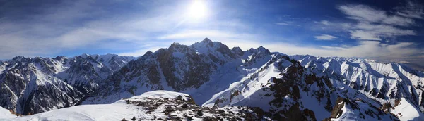 Shymbulak ski bas topp panorama — Stockfoto