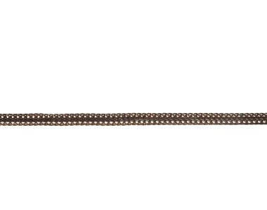 Bir wh izole renkli metal dekoratif zincirinin parçası