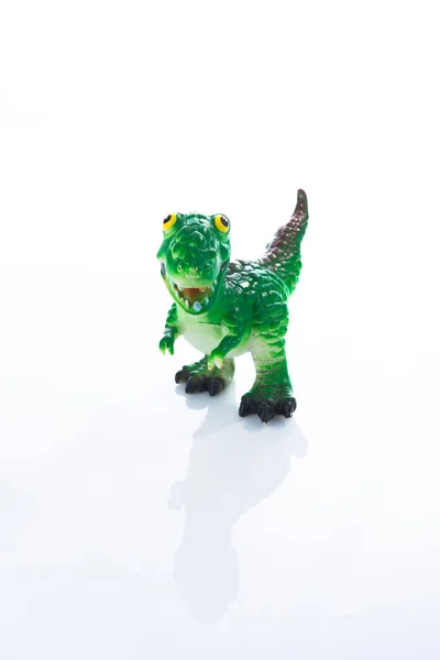 Dinosaurie leksak isolerad på vit — Stockfoto