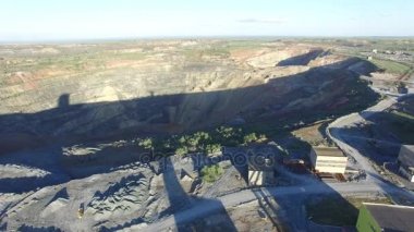 Açık bakır çukur ve araştırma Asansör