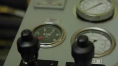kontrol paneli ve aygıtları