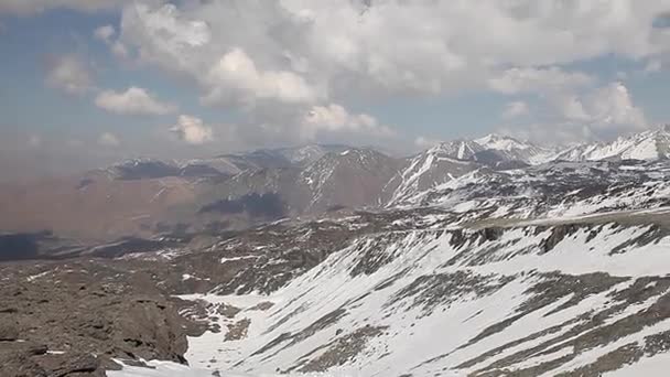 Montagnes caucasiennes tiré deux — Video