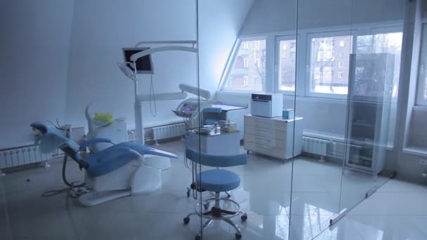 Обычный стоматологический кабинет — стоковое видео