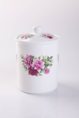 Seramik gıda konteyner arka plan üzerinde veya gıda kabı.