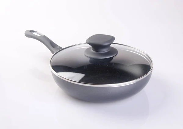 Pan eller metall pan på en bakgrund. — Stockfoto