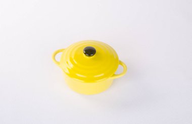 pot veya seramik gıda pot bir arka plan üzerinde.