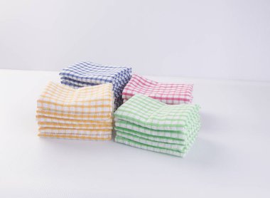 havlu veya bir arka plan üzerinde mutfak havlusu.