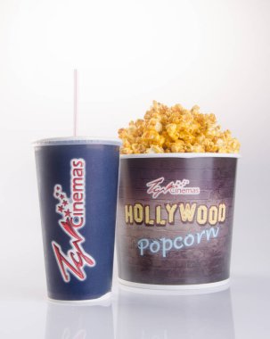 Singapur - 28 Ocak 2016: tgv sinema hollywood patlamış mısır ve p