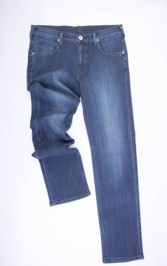 Erkekler için kot pantolon veya bir arka plan üzerinde mavi jeans.