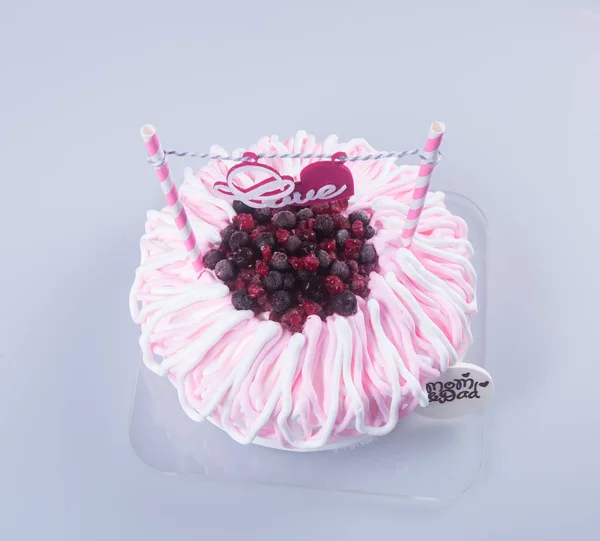 Ciasto lub tort urodzinowy lody na tle. — Zdjęcie stockowe