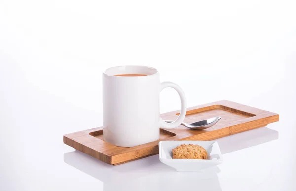 Café ou café com biscoitos no fundo . — Fotografia de Stock