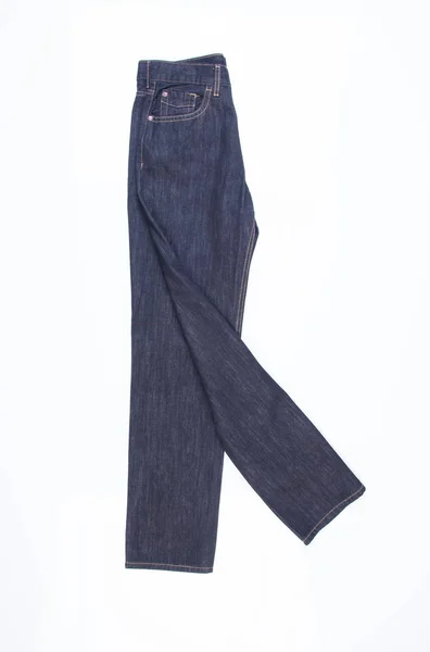 Jeans o jeans blu su uno sfondo . — Foto Stock