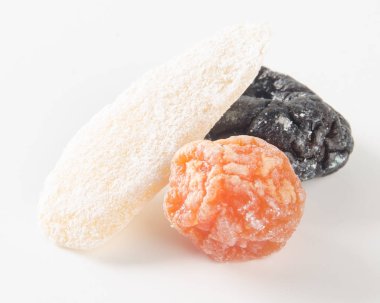 meyve ya da korunmuş mix meyve arka planda korunmuş.