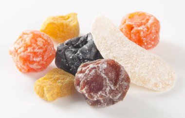 meyve ya da korunmuş mix meyve arka planda korunmuş.