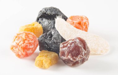 meyve ya da korunmuş mix meyve arka planda korunmuş.