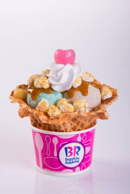 Singapur - 25 Ağustos 2015 Baskin Robbins dondurma.