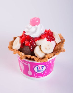 Singapur - 25 Ağustos 2015 Baskin Robbins dondurma.