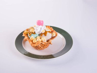 dondurma kaşık veya arka plan üzerinde karışık dondurma.