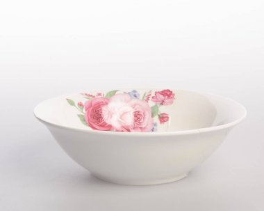 kase ya da arka plan üzerinde seramik tabak.