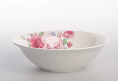 kase ya da arka plan üzerinde seramik tabak.