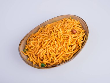 murukku veya geleneksel Hint snack chakli ve chakali backgr üzerinde