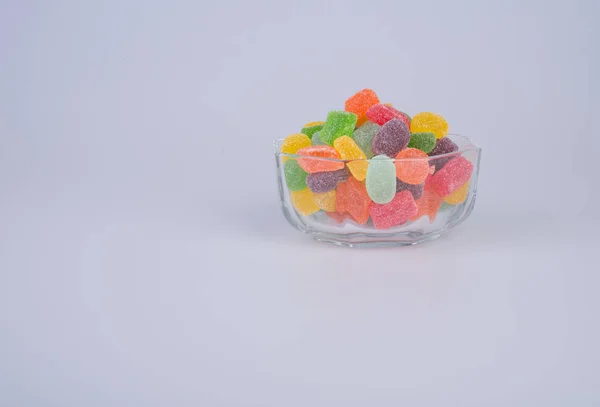 Bonbons oder Gelee Bonbons auf dem Hintergrund. — Stockfoto