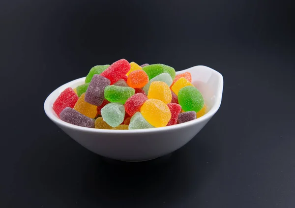 Bonbons oder Gelee Bonbons auf dem Hintergrund. — Stockfoto