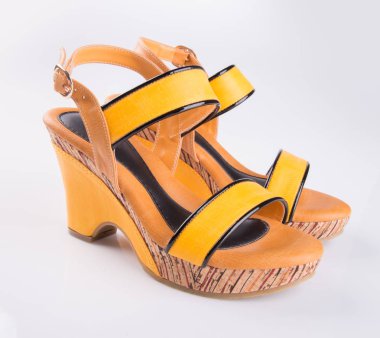 Ayakkabı veya bir arka plan üzerinde kadın ayakkabı.