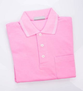 gömlek ya da erkek polo gömlek arka plan üzerinde katlanmış.