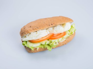 sandviç ya da lezzetli yumurtalı sandviç arka plan üzerinde.