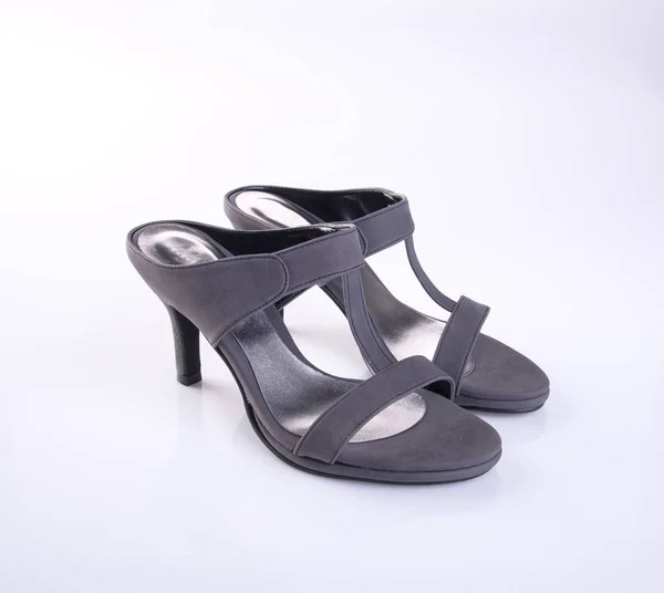Schoen of vrouwelijke mode sandaal op achtergrond. — Stockfoto