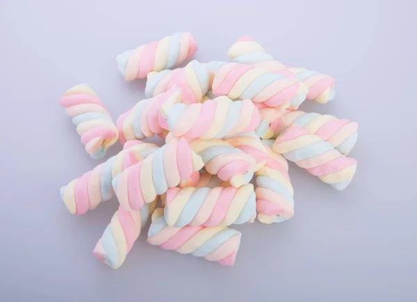 Marshmallows eller marshmallows godis på bakgrunden. — Stockfoto