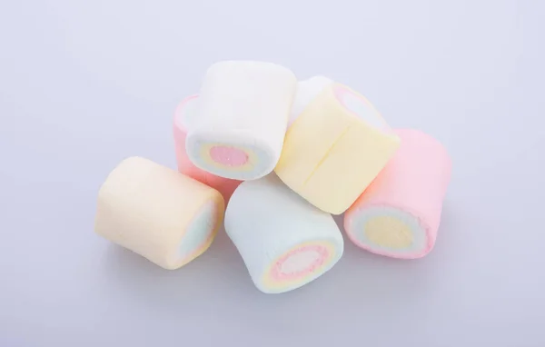 Marshmallows or marshmallows candy on the background. — Stock Photo, Image