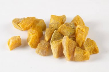 meyve ya da arka planda kuru zencefil korunmuş.