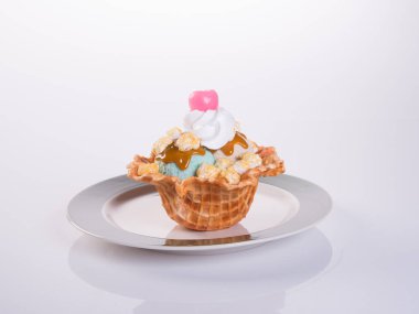 dondurma kaşık veya arka plan üzerinde karışık dondurma.