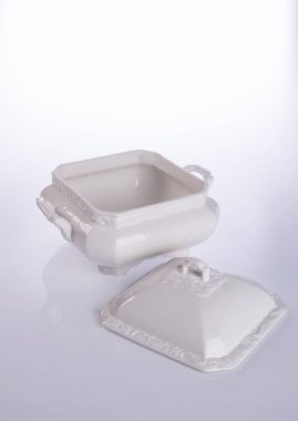 pot veya seramik gıda pot bir arka plan üzerinde.