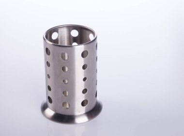 mutfak gereçleri tutucu zemin üzerine.